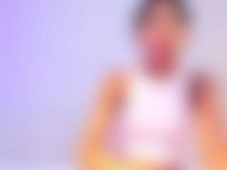 CandyRouse2's Live Sex Cam Show