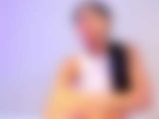 CandyRouse2's Live Sex Cam Show