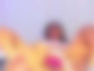 CandyRouse2's Live Sex Cam Show