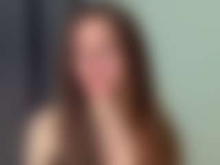 Live cam show with LynneCaudle - Upskirt on studioflirtlive.com