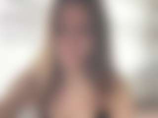 Live cam show with LynneCaudle - Upskirt on Camming Site