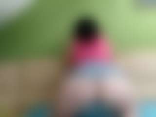Live cam show with milf44milf - Wife on SinfulBabes