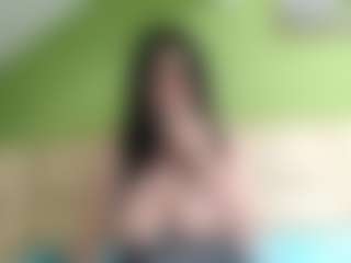 Live cam show with milf44milf - Average on Dolls Live