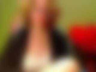 Live cam show with PennyDelight - Dominant on CamClone