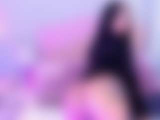 Live cam show with BiancaSherman - Camel Toe on justonemore.cc