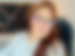 Live cam show with Camiila-Osorio - Striptease on hrnylive.com