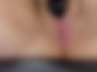 Live cam show with Camiila-Osorio - Facial on Soda Cam