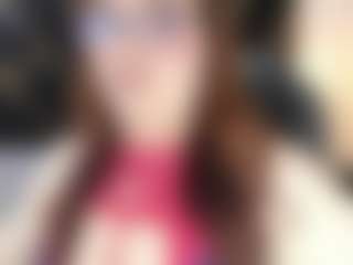 Live cam show with Camiila-Osorio - Cute on hrnylive.com