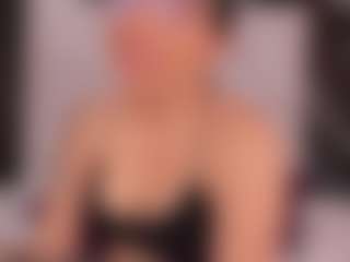 Live cam show with juliet-sofia - Butt Plug on Strip Flash - Live Sex Shows