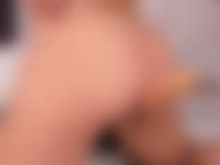 Live cam show with juliet-sofia - Thin on CamwithHer