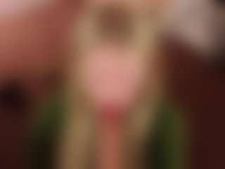 Live cam show with Lillian-Peters - Facial on Milfs Live