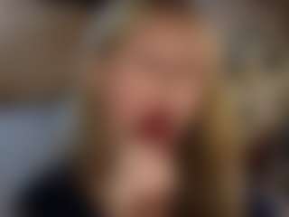Lillian-Peters's Live Sex Cam Show