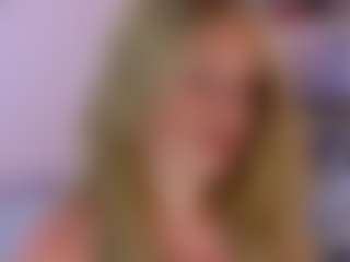 Live cam show with Lillian-Peters - Ass Clapping on Camsoda