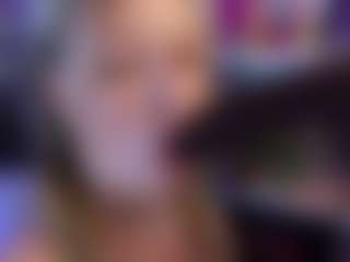 Live cam show with Lillian-Peters - Facial on Camsoda