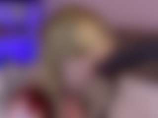 Live cam show with Lillian-Peters - Facial on Camsoda
