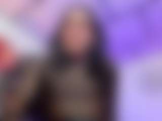 Live cam show with MalXTTSS - Black Hair on Soda Cam