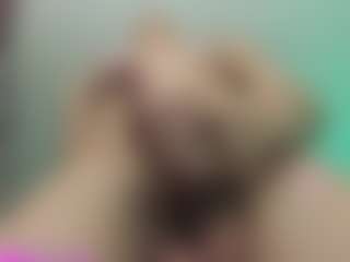 mariiahneedles's Live Sex Cam Show