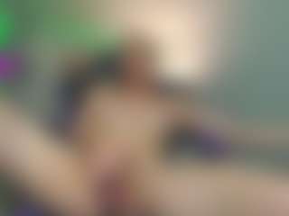mariiahneedles's Live Sex Cam Show