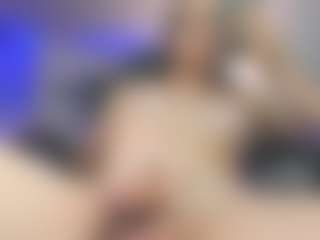 Live cam show with mariiahneedles - Tease on fapnchat