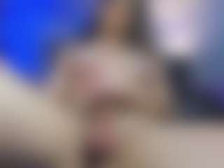 Live cam show with mariiahneedles - Young Adult on Camsoda