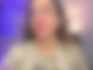 Show live cam dengan mariiahneedles - Brown Hair di Camsoda