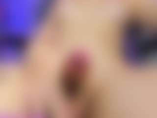 mariiahneedles's Live Sex Cam Show