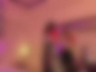 Live cam show with mariiahneedles - Big Cock on Strip Flash - Live Sex Shows
