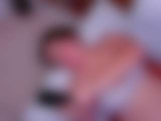 Live cam show with Shyfantasie111 - Blowjob on Milfs Live