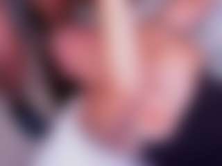 Live cam show with Shyfantasie111 - Gagging on Lustler