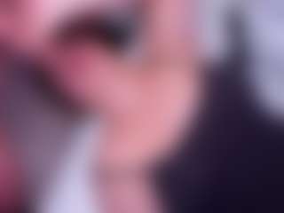 Live cam show with Shyfantasie111 - Facial on Livezox