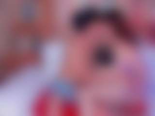 Live cam show with Shyfantasie111 - Red Hair on xheatlive.com