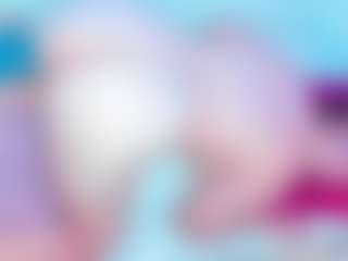 Live cam show with Shyfantasie111 - Skinny on googirlz