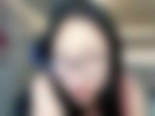 Live cam show with Valeria - Green Eyes on friskycurves.com