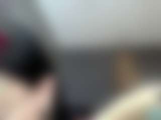 Live cam show with Valeria - Facial on milfzrlive.com