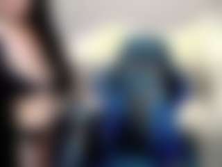 Live cam show with Valeria - Facial on xDating