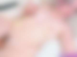 Live cam show with KawaiiYukii - Plussize on StripNow