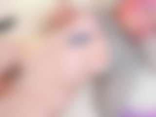Live cam show with KawaiiYukii - Neon Hair on madthumbs