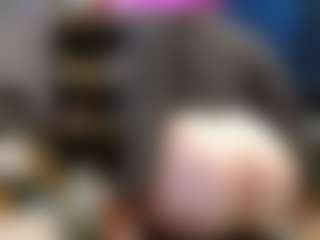 Live cam show with sinchip - Butt Plug on AdultVida.com