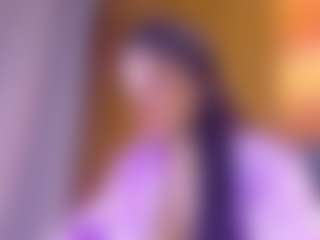 Lunaa-jonhsonn's Live Sex Cam Show