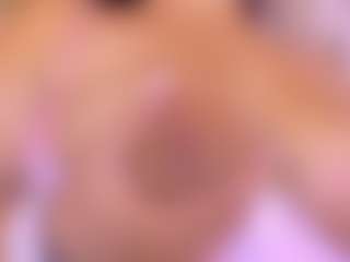 Live cam show with Lunaa-jonhsonn - Milk on studioflirtlive.com
