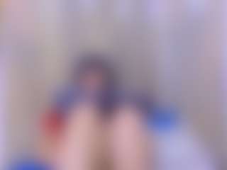 Lunaa-jonhsonn's Live Sex Cam Show