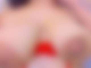 Live cam show with Lunaa-jonhsonn - Thin on Camsoda