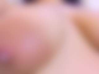 Live cam show with Lunaa-jonhsonn - Double Penetration on livesuperchat.net