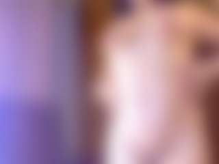 Lunaa-jonhsonn's Live Sex Cam Show