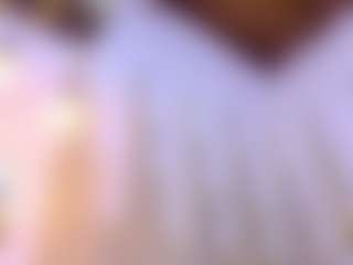 Lunaa-jonhsonn's Live Sex Cam Show