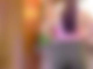Lunaa-jonhsonn's Live Sex Cam Show