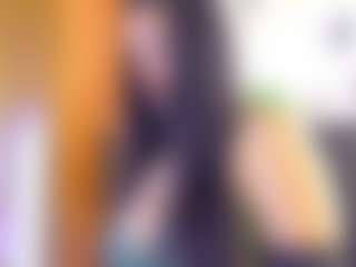 Live cam show with Lunaa-jonhsonn - Thin on Hubzter Live