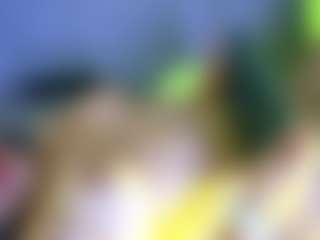 Lunaa-jonhsonn's Live Sex Cam Show