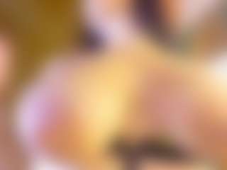 Lunaa-jonhsonn's Live Sex Cam Show