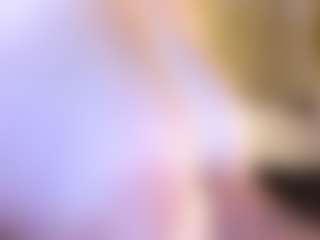 Lunaa-jonhsonn's Live Sex Cam Show
